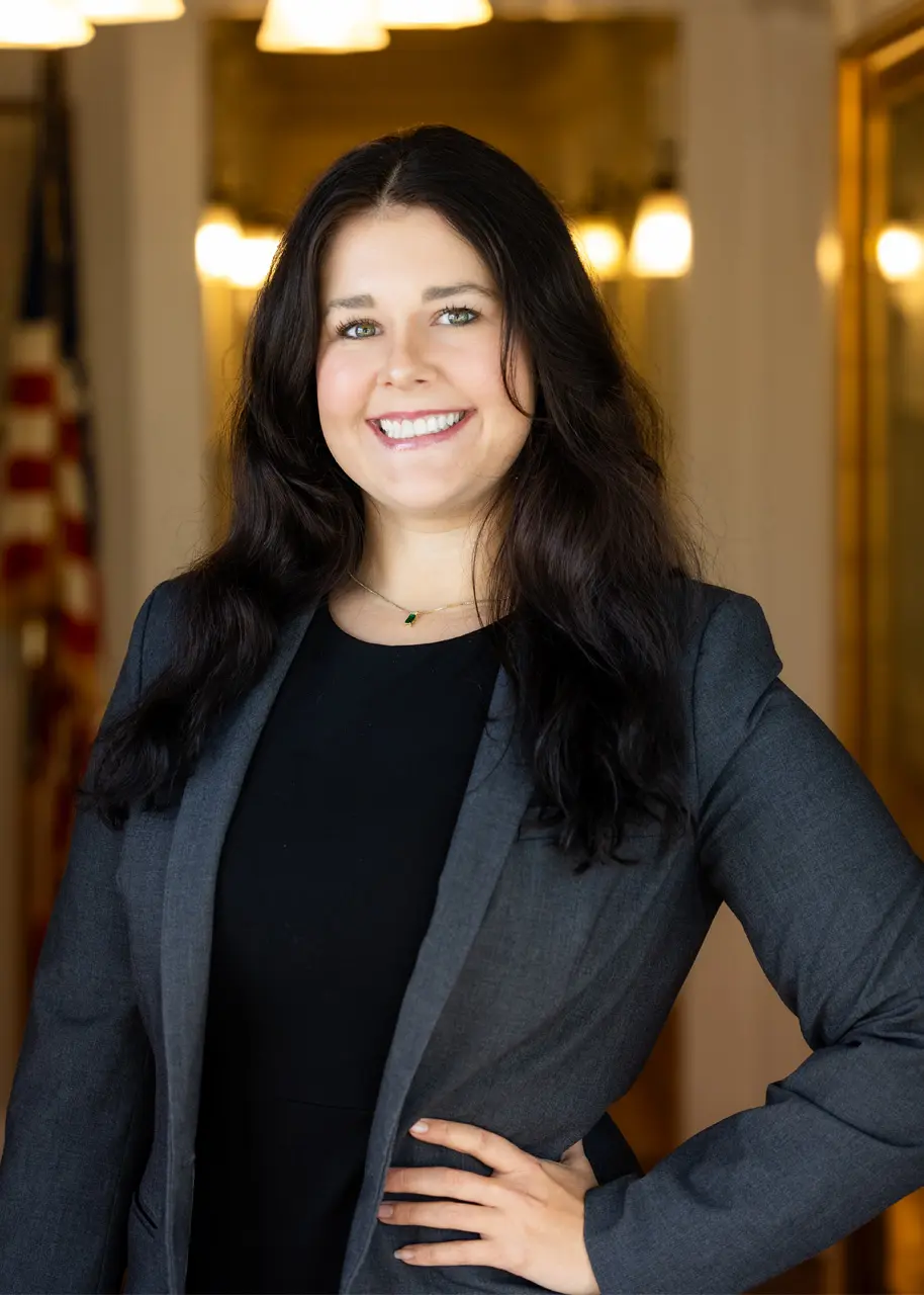 Ashley Mangold - Associate Attorney at Sevens Legal
